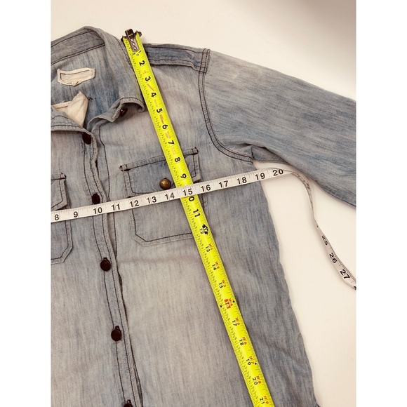 Current/Elliott The Perfect Shirt Sunfaded Chambray Button Down Shrunken Fit - Picture 8 of 9